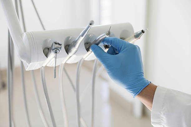 Professional Emergency Dentist technician working in Biltmore, TN